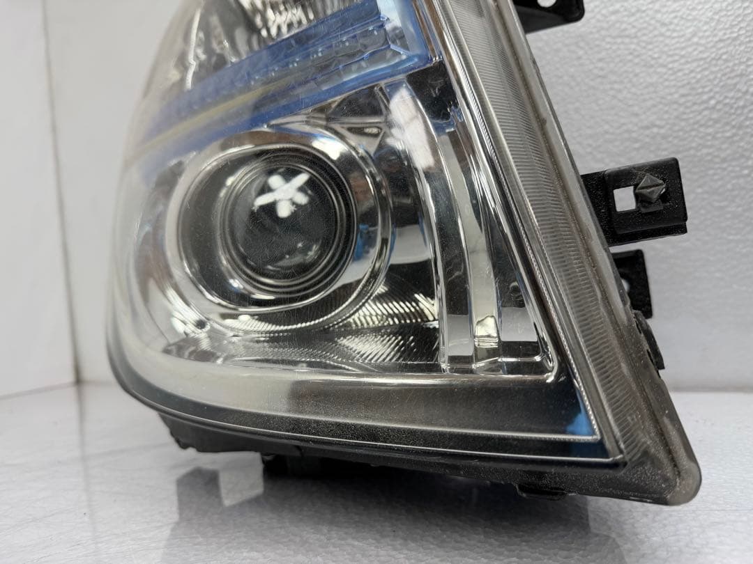 エルグランド E51中期 後期ヘッドライトHID KOITO 100-24852