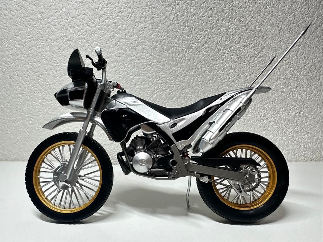 S.H.Figuarts トライチェイサー2000 ポリスヘッド　塗装品