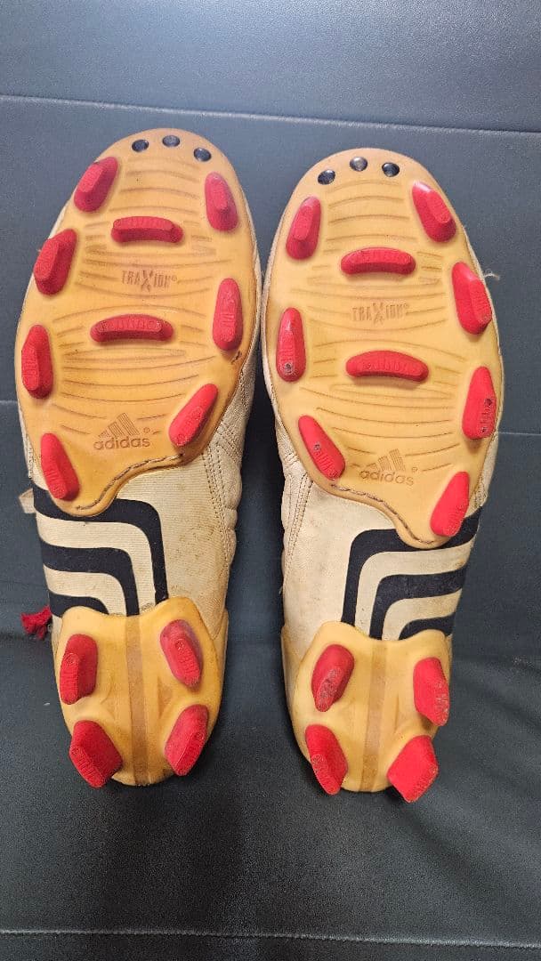 adidas プレデターマニア　　2002 サッカーシューズ シャンパンゴールド