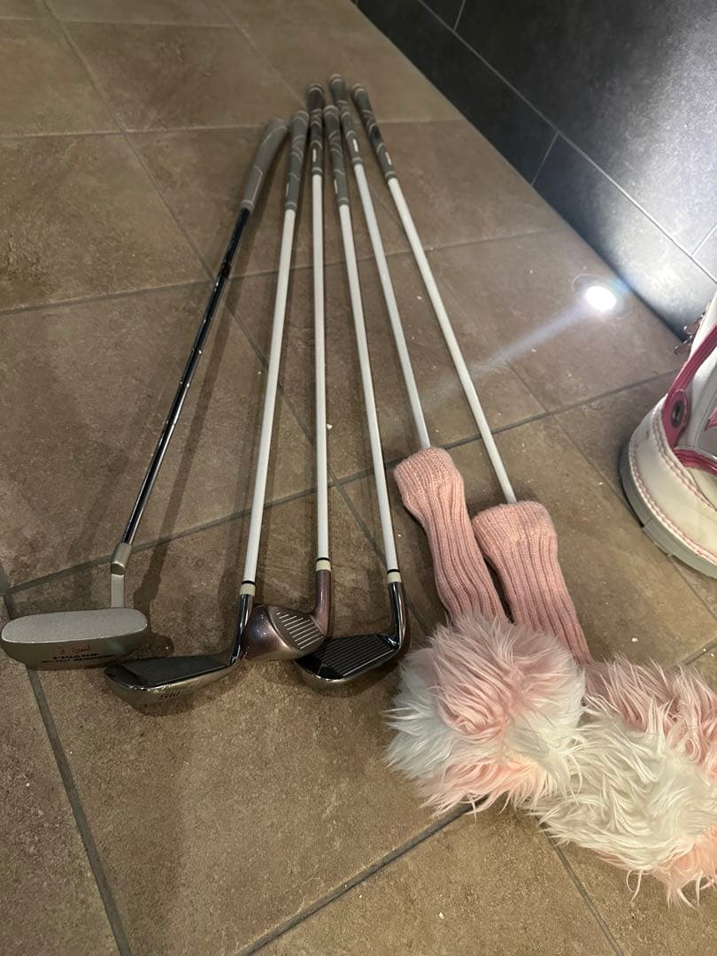 激安❣️早い者勝ち❣️Srixon✨️レディース ファー付き✨️ゴルフクラブセット