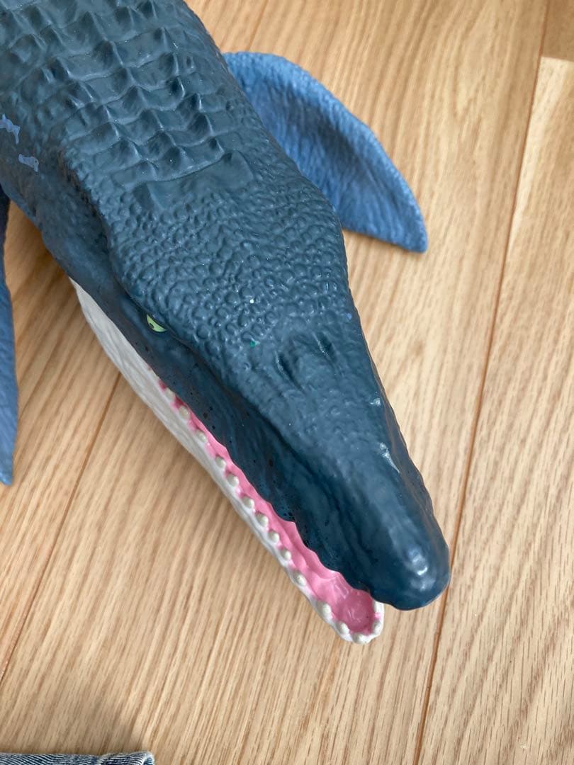 マテル　カルノタウルス　　モササウルス　スコーピオスレックス　恐竜　フィギュア