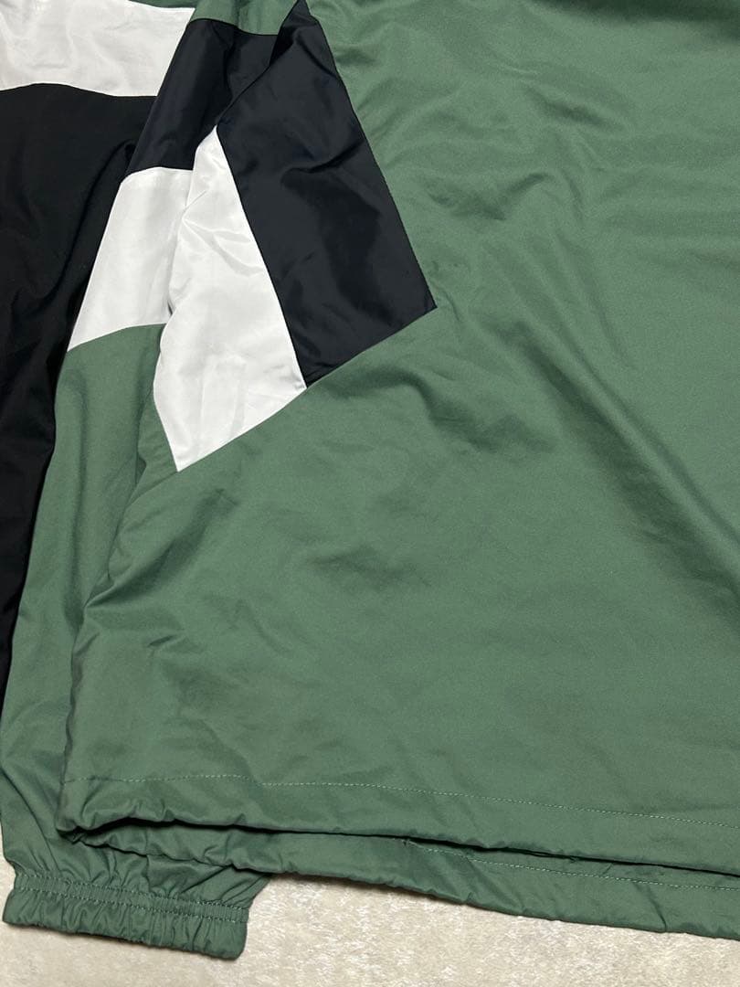 UMBRO ピステ・ウィンドブレーカー グリーン/ブラック　セットアップ XL