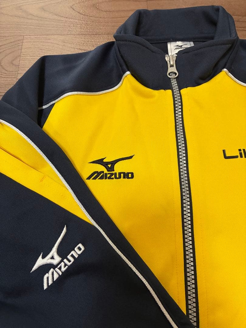 リベルタサッカースクール　120cm ジャージ　上下セット　Mizuno