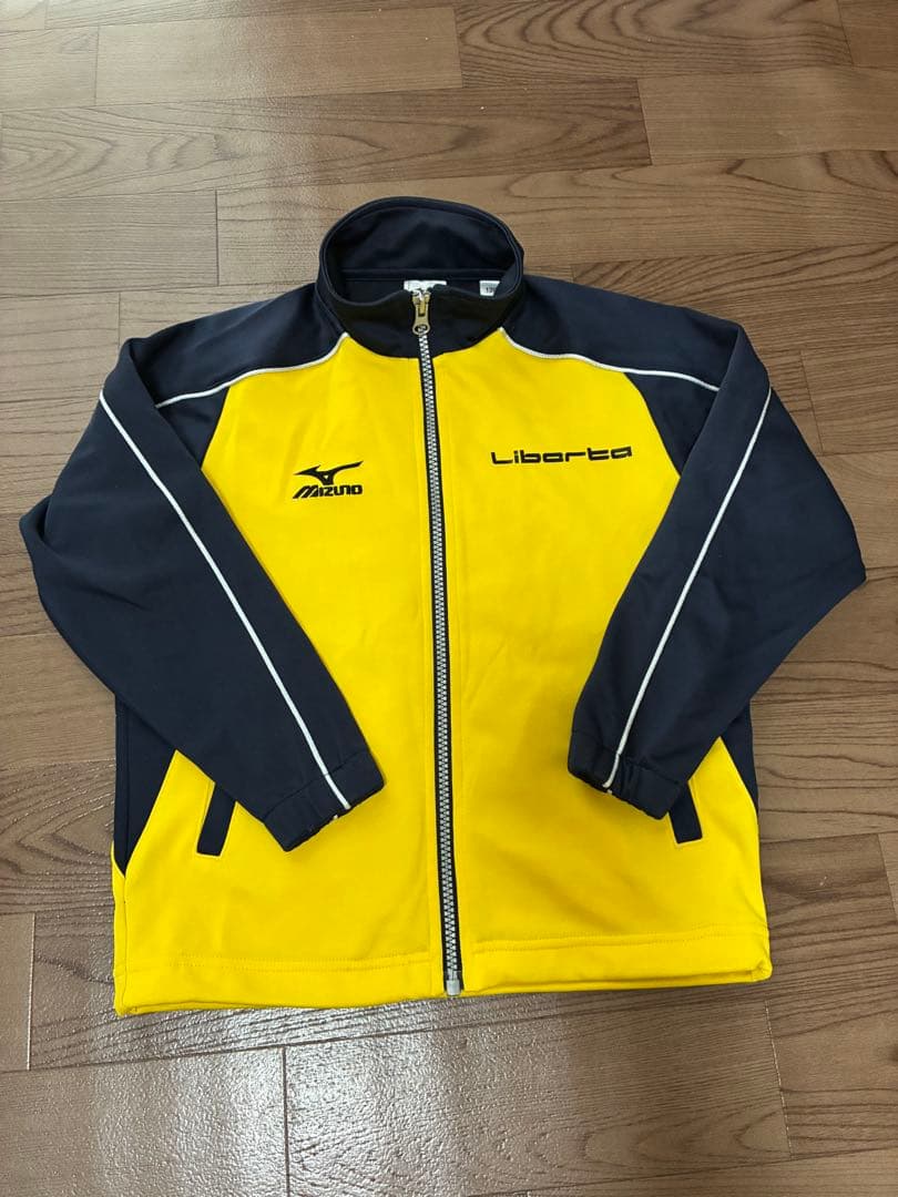 リベルタサッカースクール　120cm ジャージ　上下セット　Mizuno