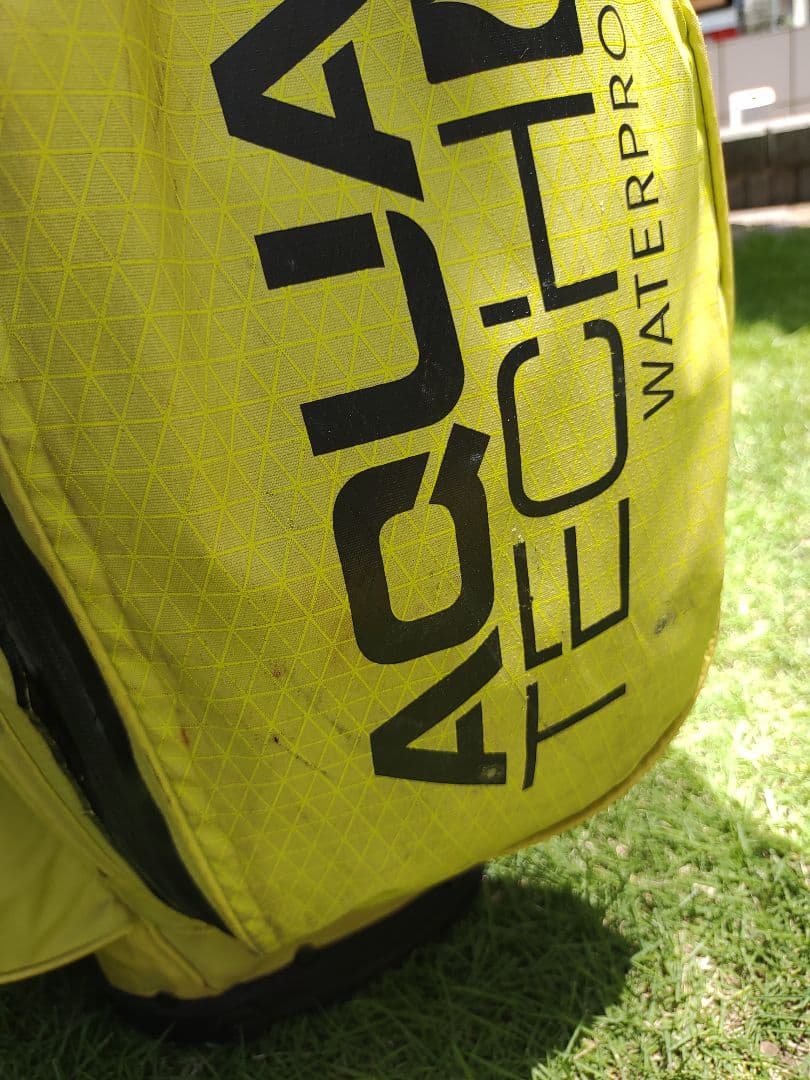 OGIO オジオ　キャディバッグ　スタンドタイプ　ナイロン製