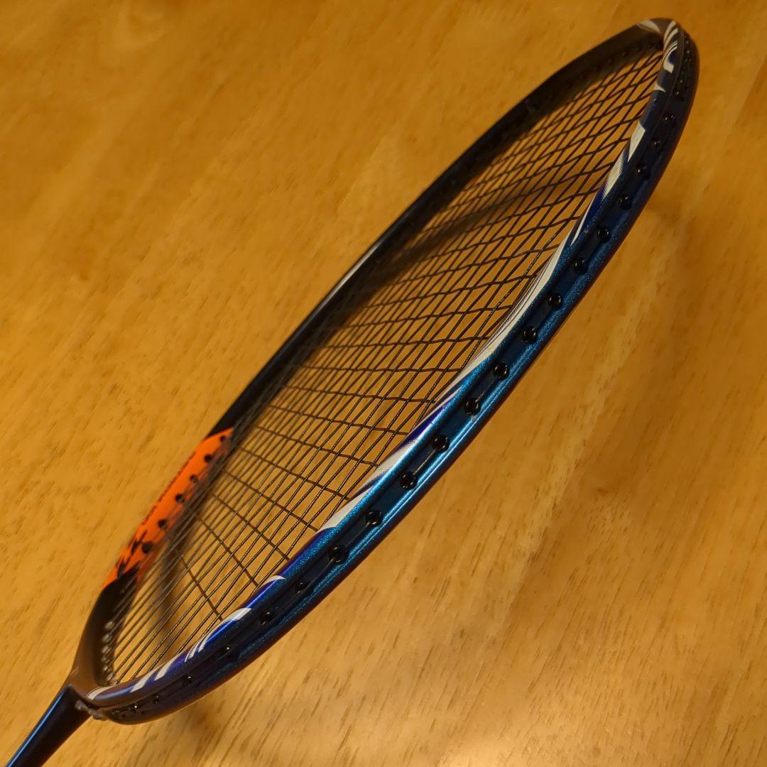 美品！YONEX ASTROX 100ZZ バドミントンラケットケース付4U5G