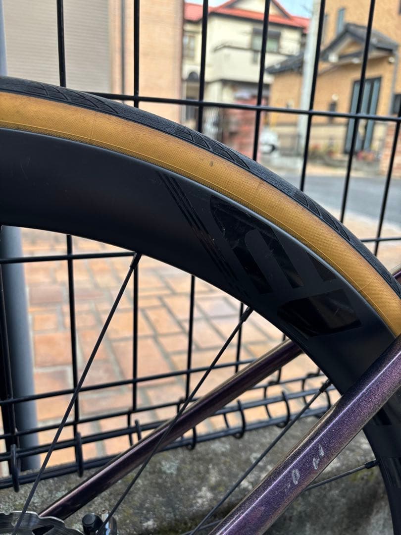ELITE Wheels EDGEディスク 45mm(GP5000付き)