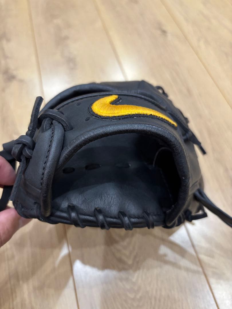 NIKE一般内野手グローブ！廃盤品！良品！人気カラー！