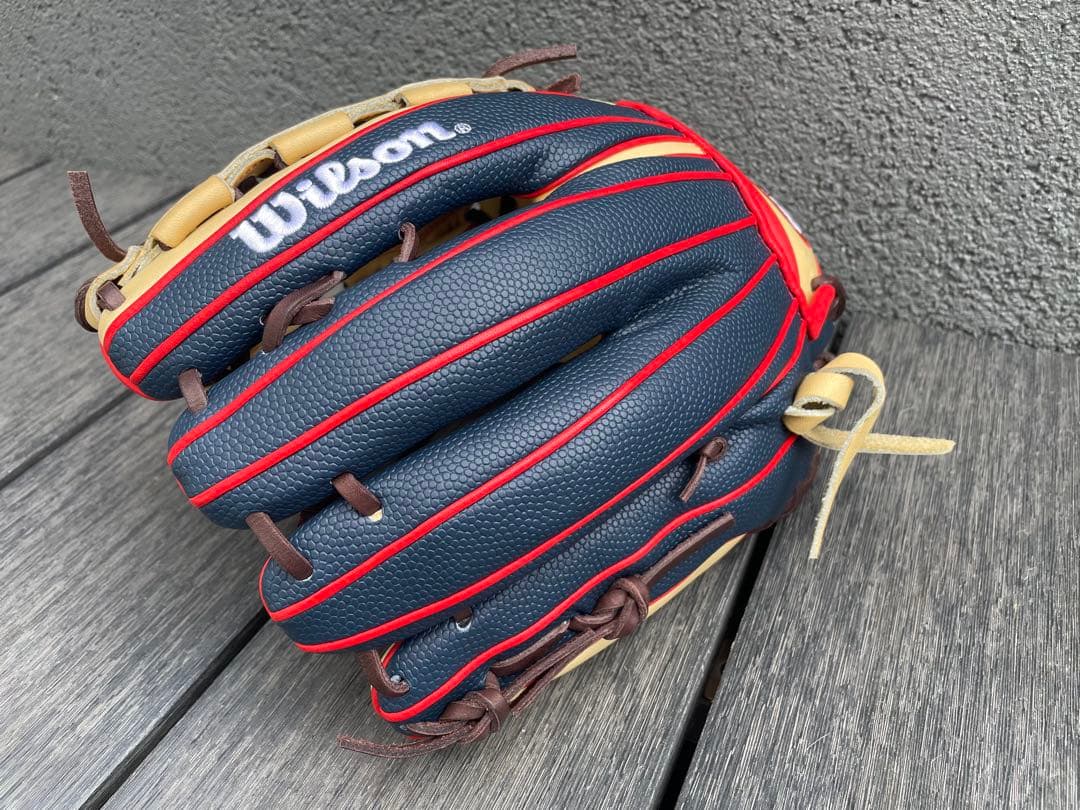 Wilson ワナビーヒーロー オールラウンド用 11.75インチ33型