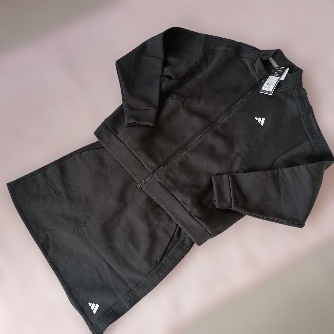 専用　新品　アディダス　セットアップ
