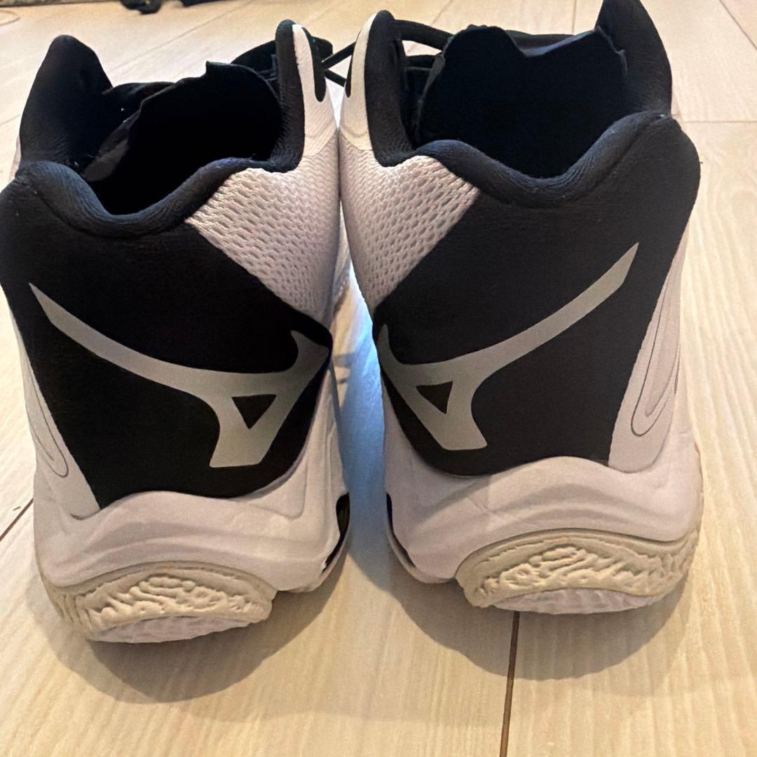 ミズノ（MIZUNO）バレーボールシューズ ウエーブライトニング 24cm