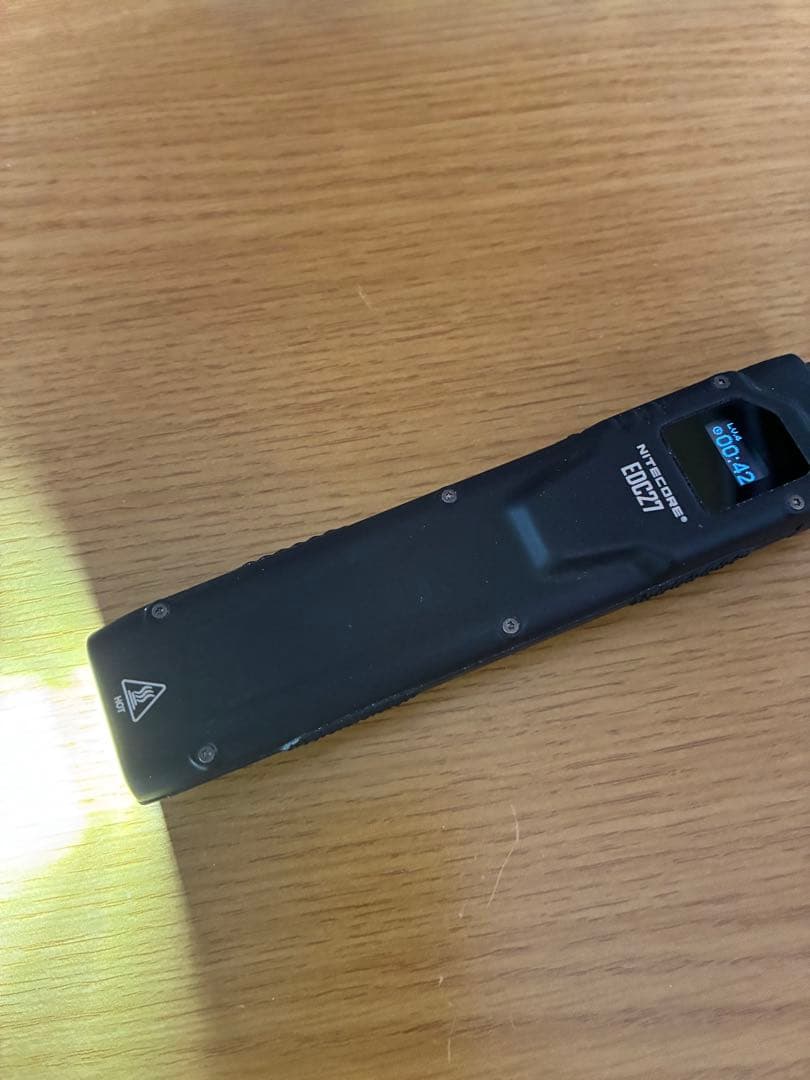 NITECORE EDC27 フラッシュライト（護身・タクティカル）
