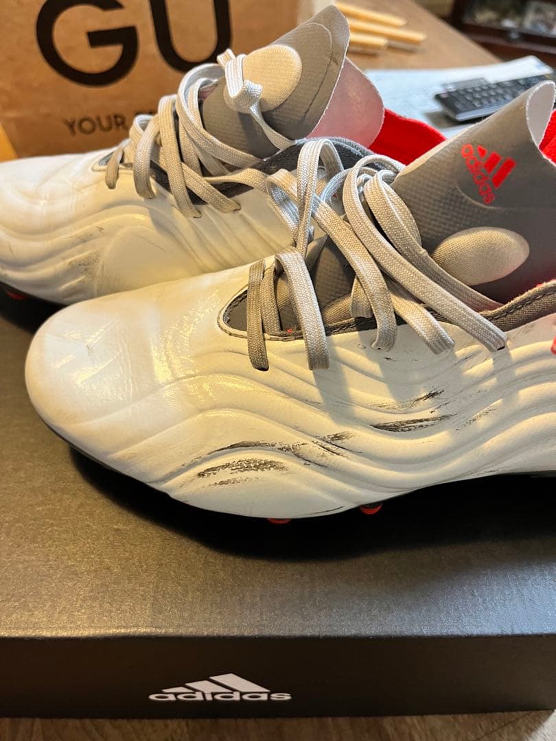 美品 サッカースパイク コパ アディダスadidas 28cm