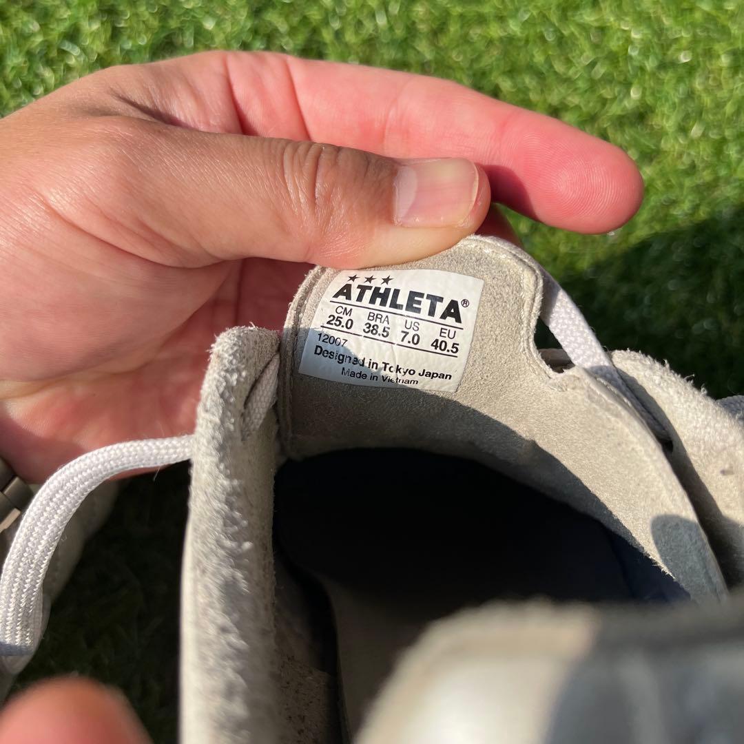 ATHLETA フットサルシューズ ホワイト オーレイ