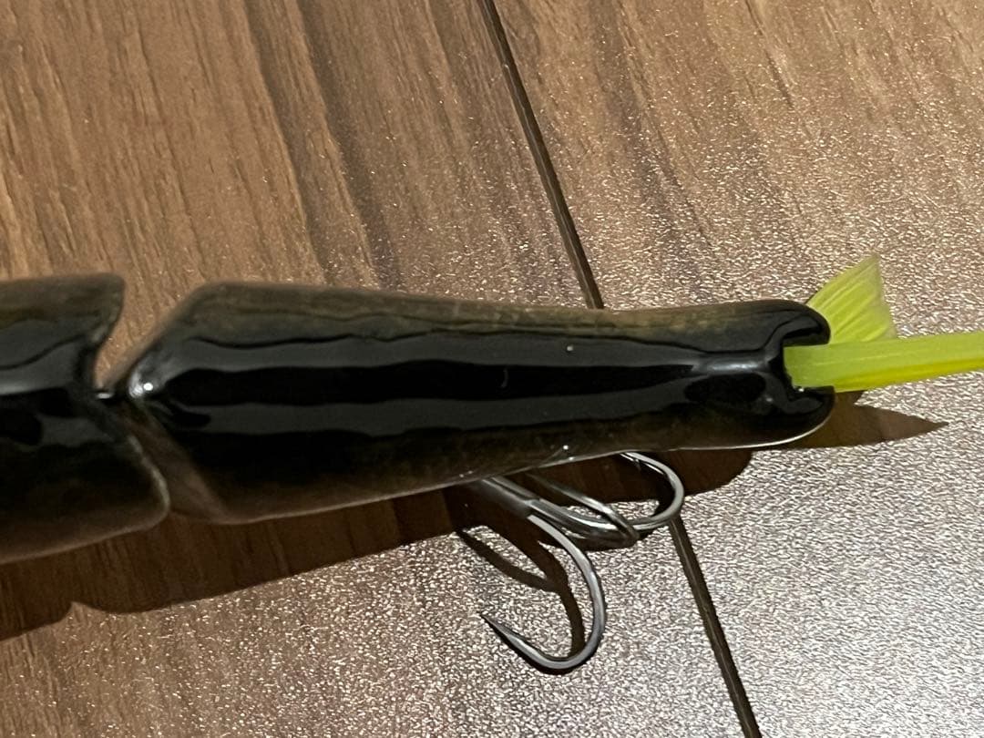 ジョインテッドクローマグナム 魚皮