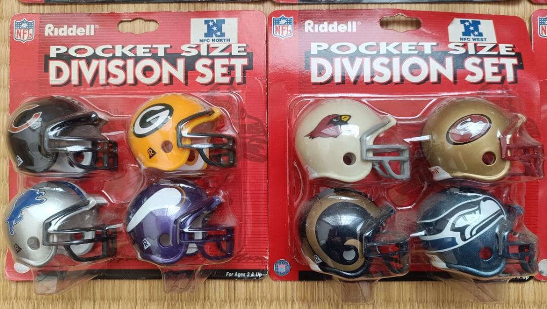 NFL Riddell ヘルメットトラッカー ミニヘルメット 32個セット