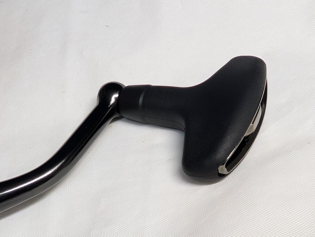 美品　シマノ 24ツインパワー 管943FD　C3000XG ハンドル