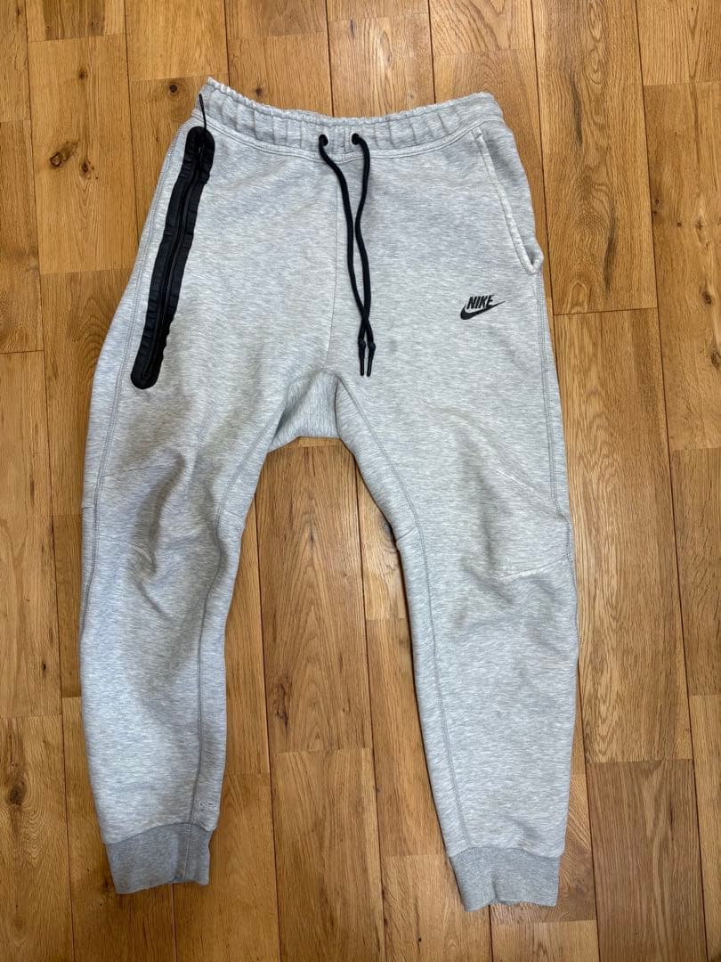 NIKEテックフリース上下