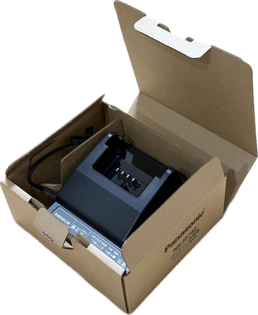 Panasonic NKJ074Z 電動自転車バッテリー充電器　新品未使用