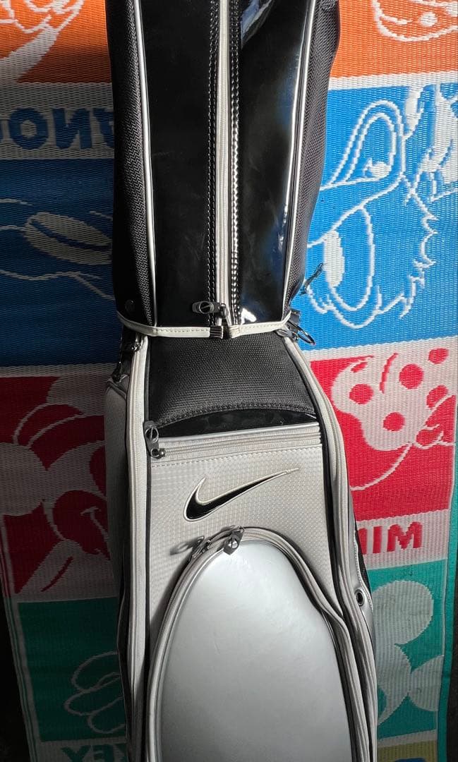 NIKE GOLF キャディバッグ ブラック/ホワイト/シルバー