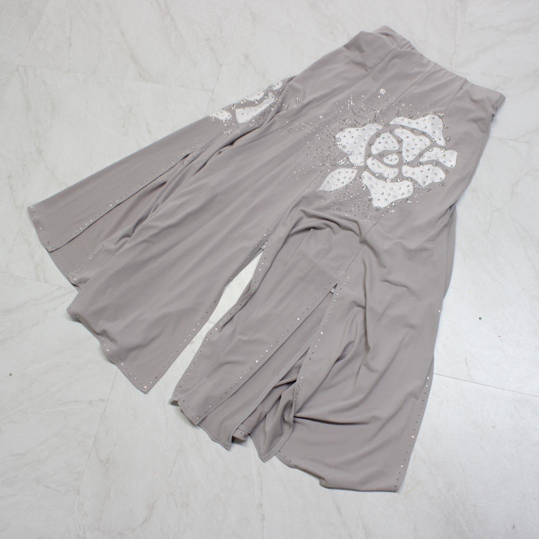 【美品 社交ダンス衣装】上下セット ICHIOKU 白 かわいい 可愛い