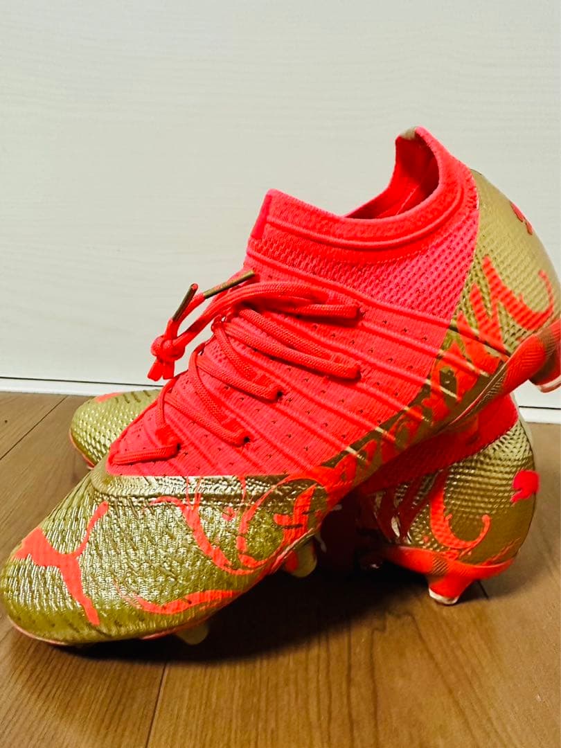 PUMAフューチャースパイク27㌢