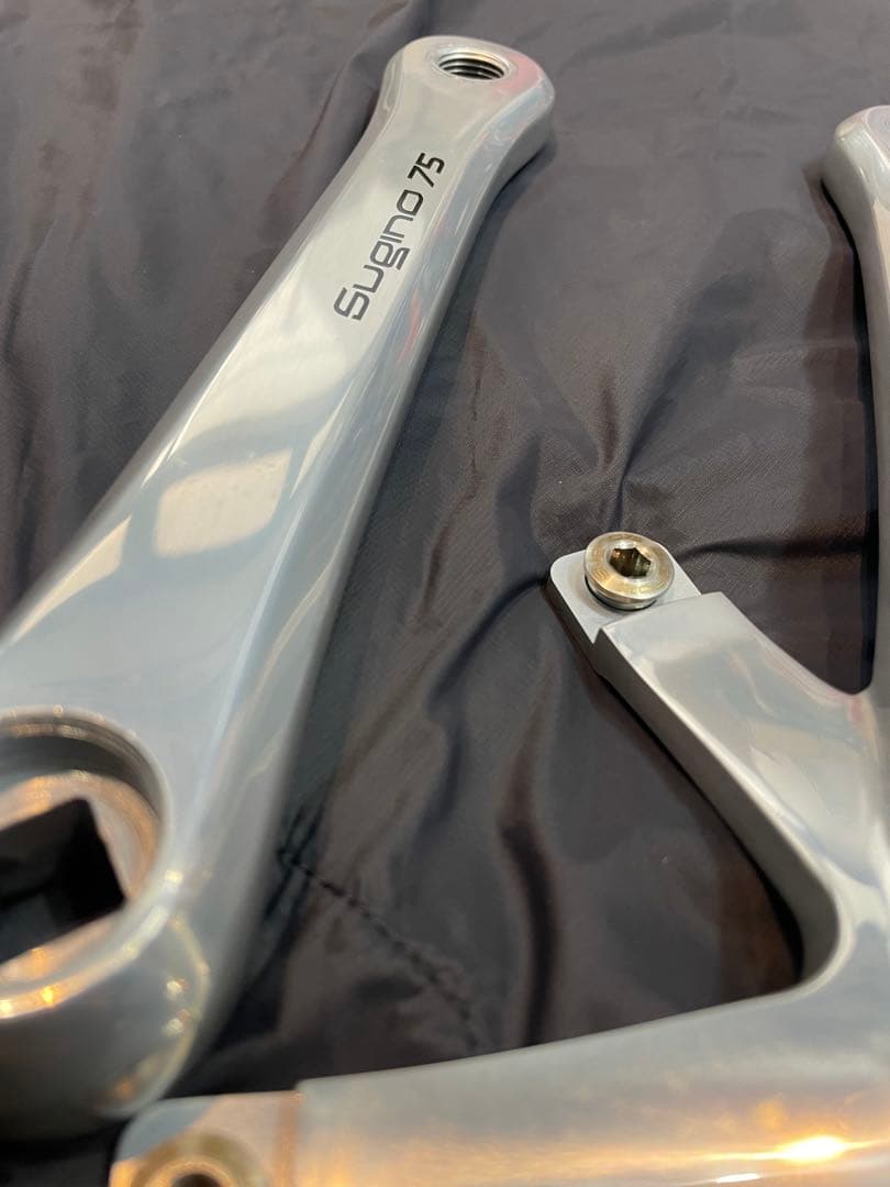 美品‼️Sugino 75 クランクアーム アルミ シルバー NJS仕様