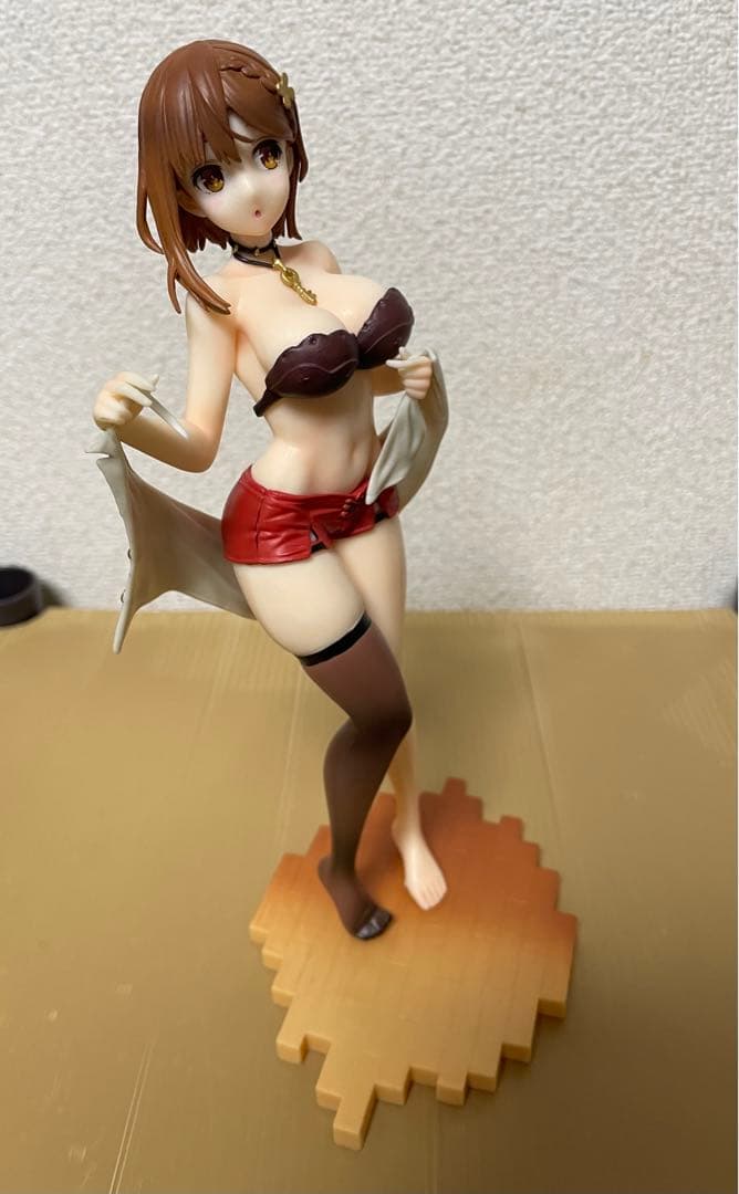 ライザ（ライザリン・シュタウト）お着替えmode 1/7スケールフィギュア