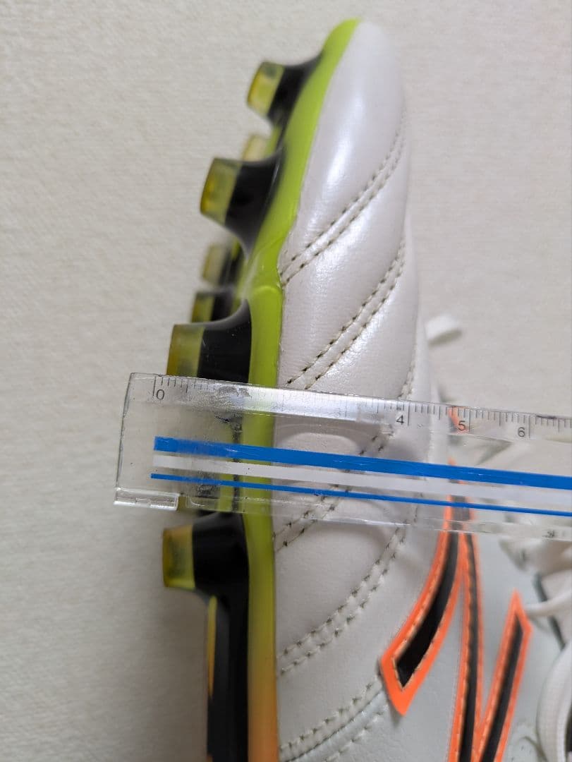 New Balance 442 サッカースパイク ホワイト/オレンジ 28センチ