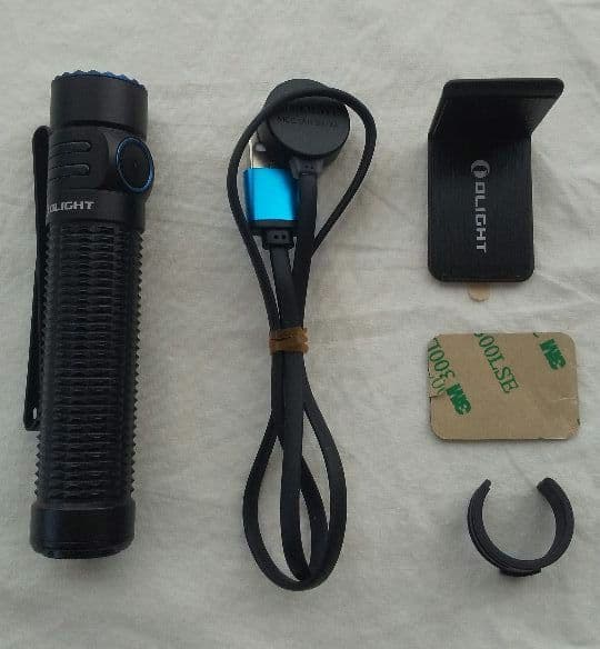 K　OLIGHT WARRIOR Mini3　タクティカルライト　ブラック
