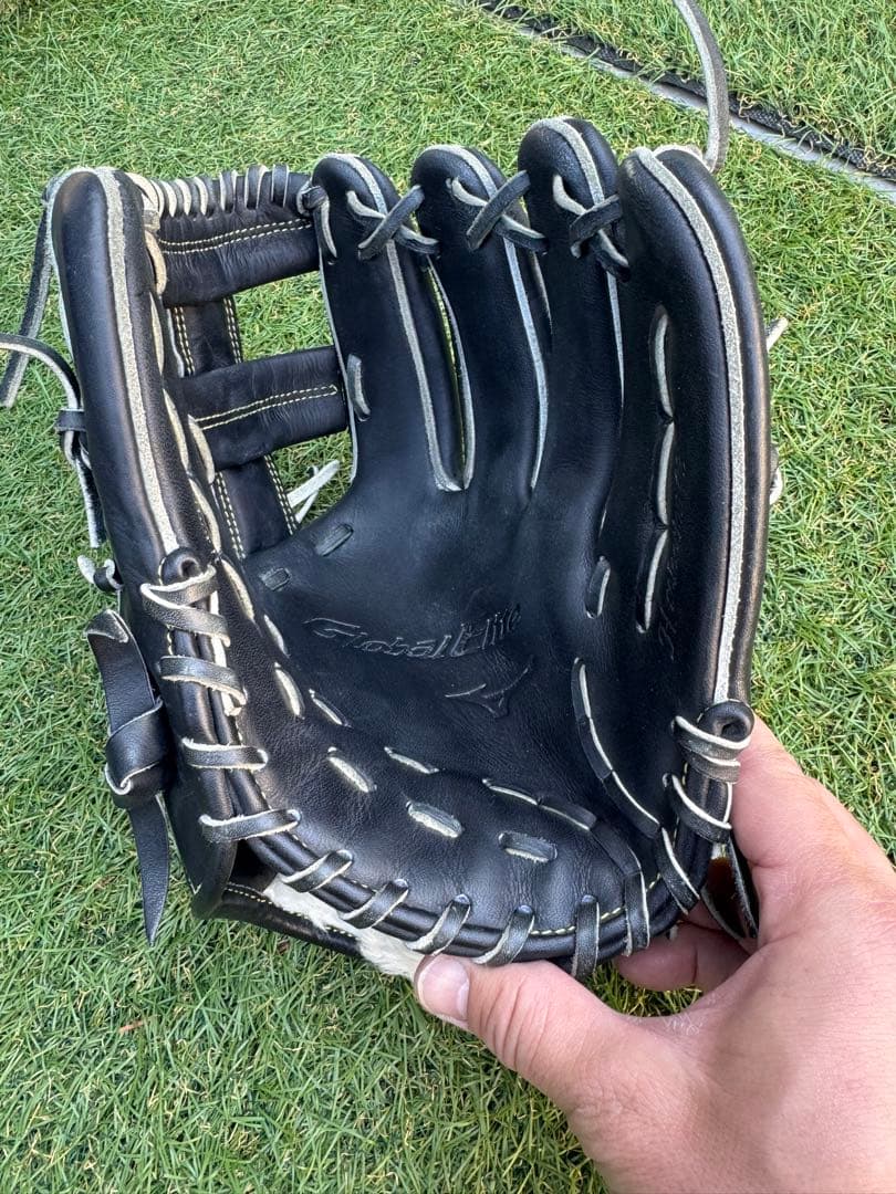 【美品】MIZUNO グローバルエリート 軟式内野手用10 グローブ 右投げ