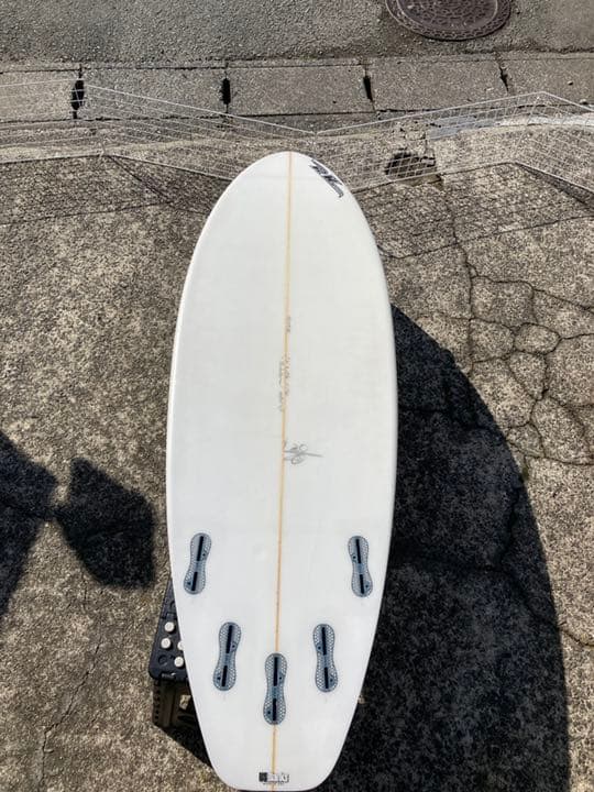 【福岡近郊手渡し可能】サーフボード 5'4 約25-26cl