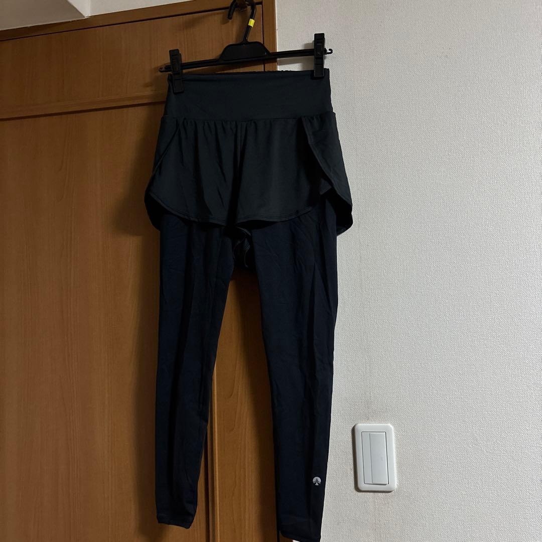 SUKALALAVAショートパンツ付きレギンスヨガパンツブラックM