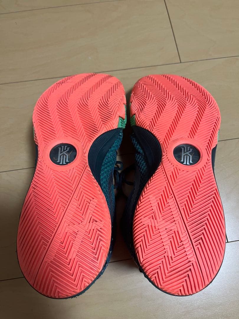 Nike Kyrie 1 バスケットボールシューズ