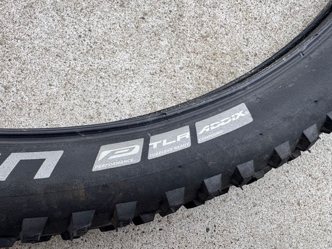 SCHWALBE ROCKET RON 26インチ TLRタイヤ