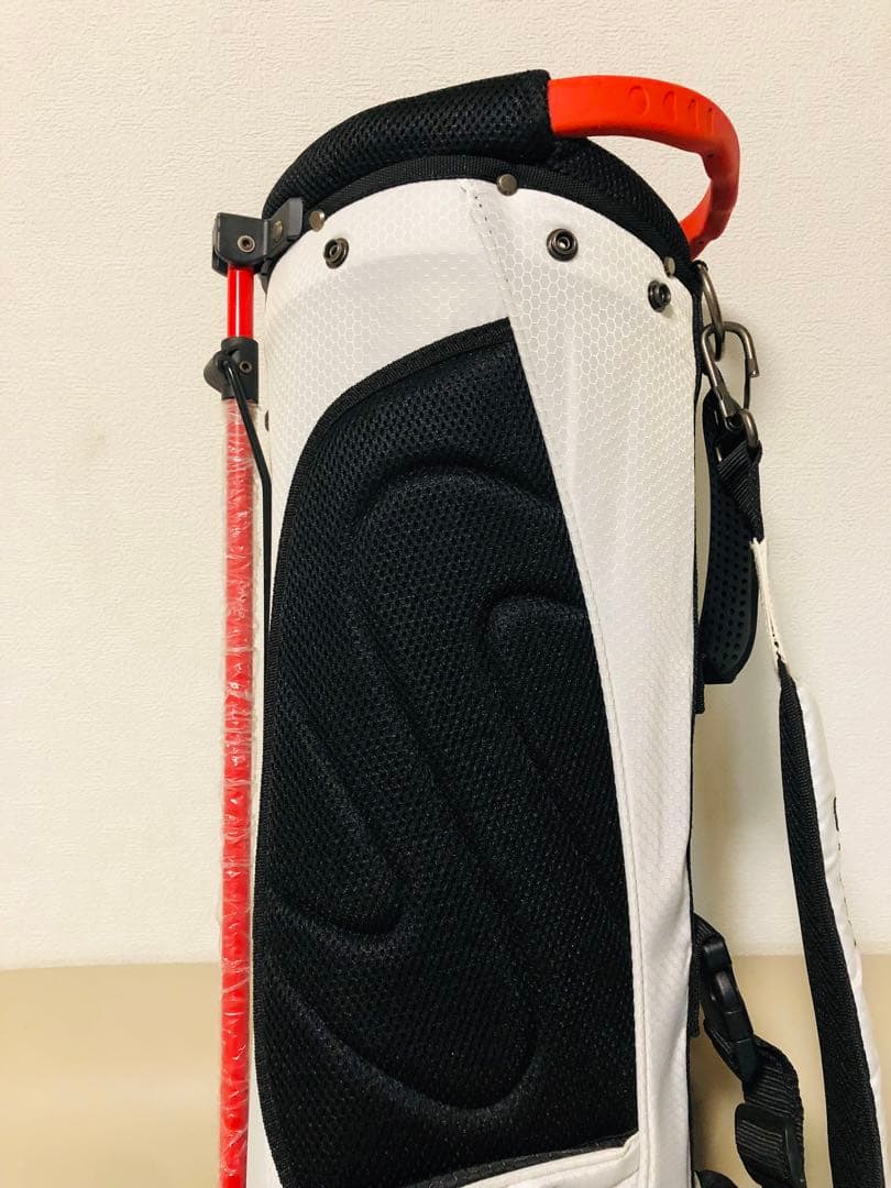 【送料込み】スリクソン　SRIXON 軽量スタンド式キャディバッグ