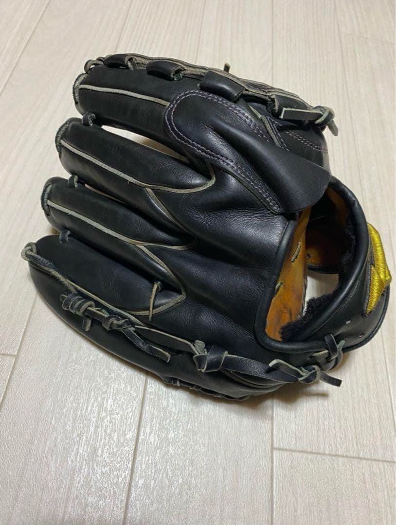 ミズノプロ硬式　投手用グローブ