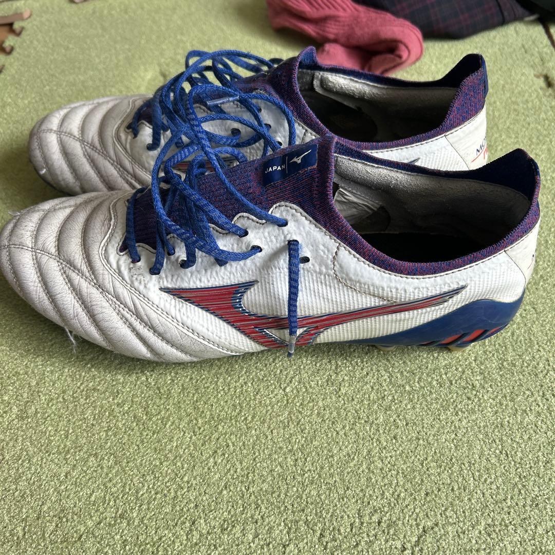 Mizuno Morelia II サッカーシューズ ホワイト/ネイビー/レッド