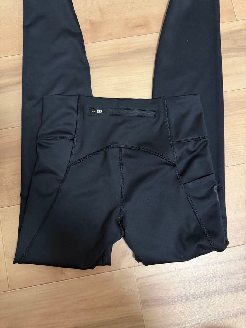 オン On パフォーマンスタイツ Performance Tights ブラック