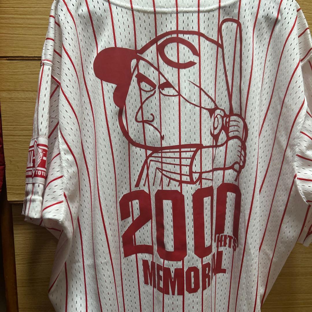 前田智徳　2000本安打記念ユニフォーム