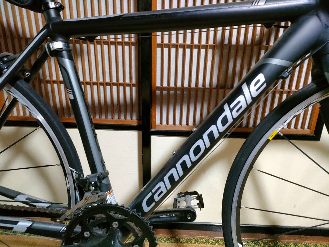 Cannondale アルミロードバイク ブラック