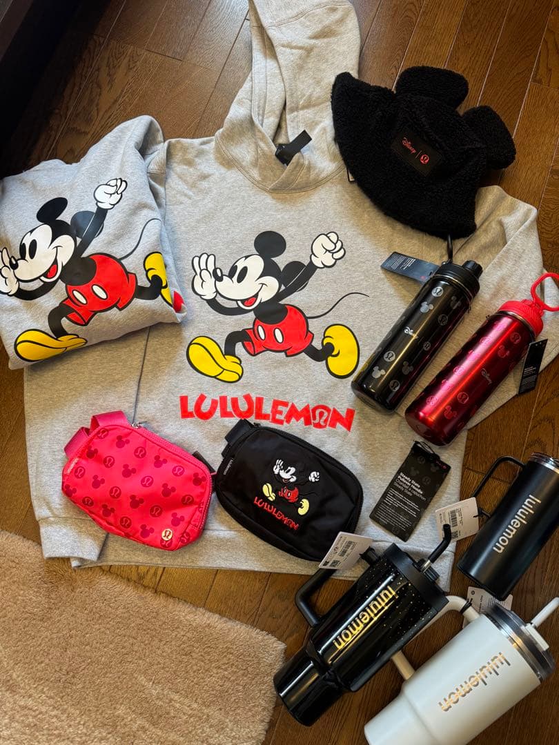 限定コラボ Disney x lululemon ディズニーミッキーHoodie