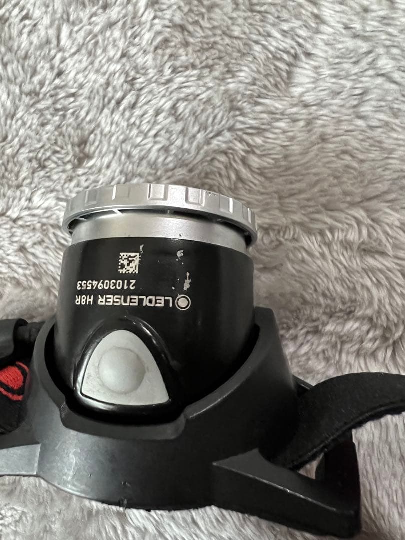 LEDLENSER　H8R　ヘッドランプ