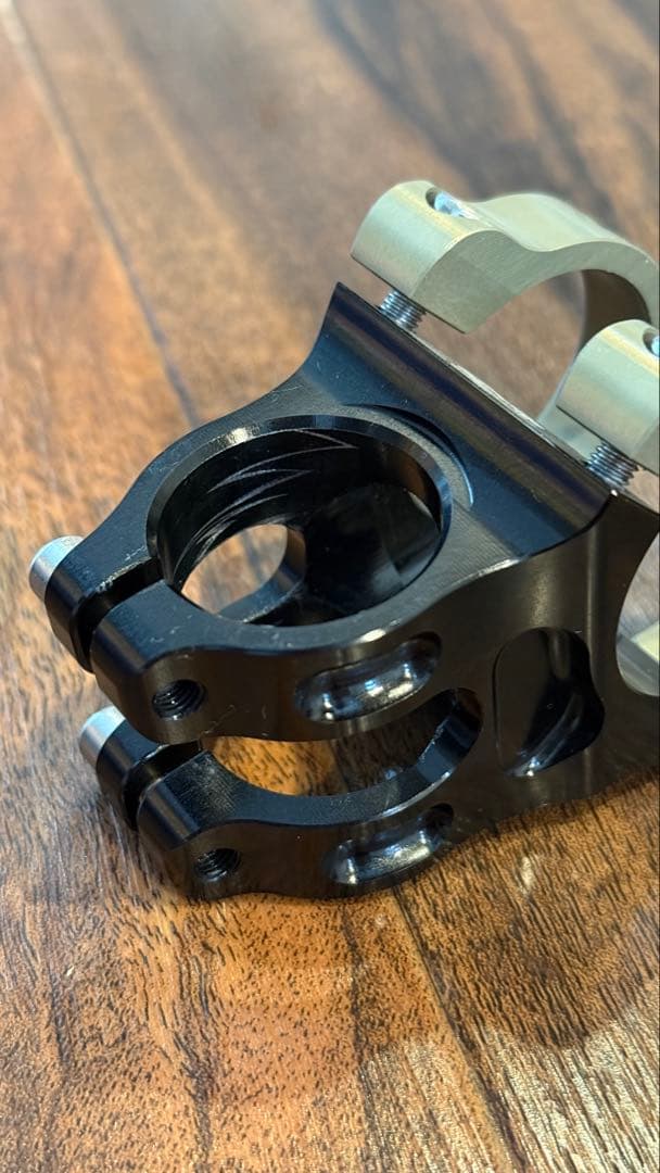 パーツ RENTHAL APEX 35 STEM