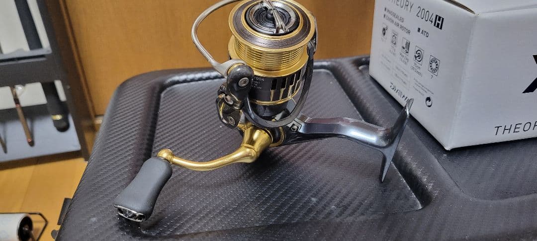 Daiwa スピニングリール セオリー 2004H