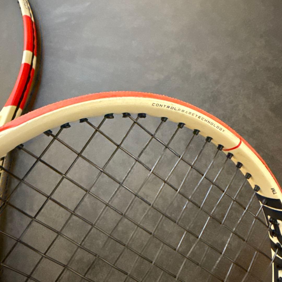 Babolat バボラ　テニスラケット　Pure Strike 100 G2