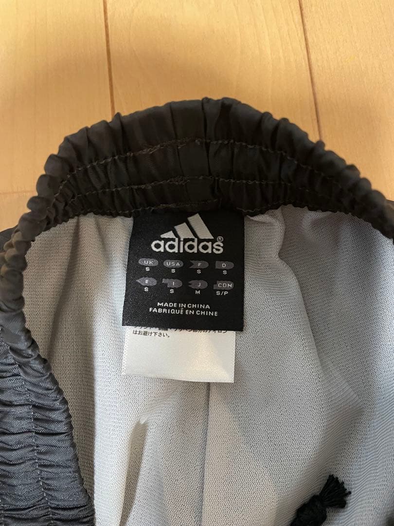 アディダス ウィンドブレーカー 上下セット(Ｌ)