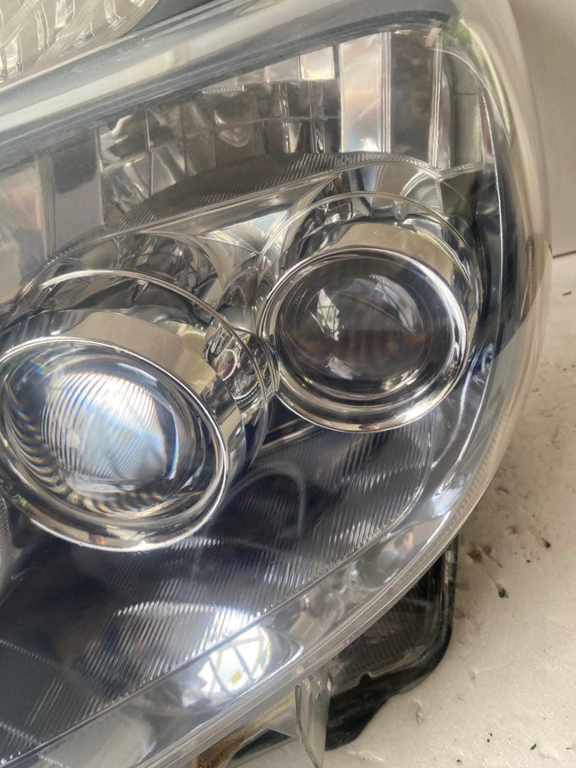 トヨタ プリウス ZVW30 前期 純正LEDヘッドライト 左右セット