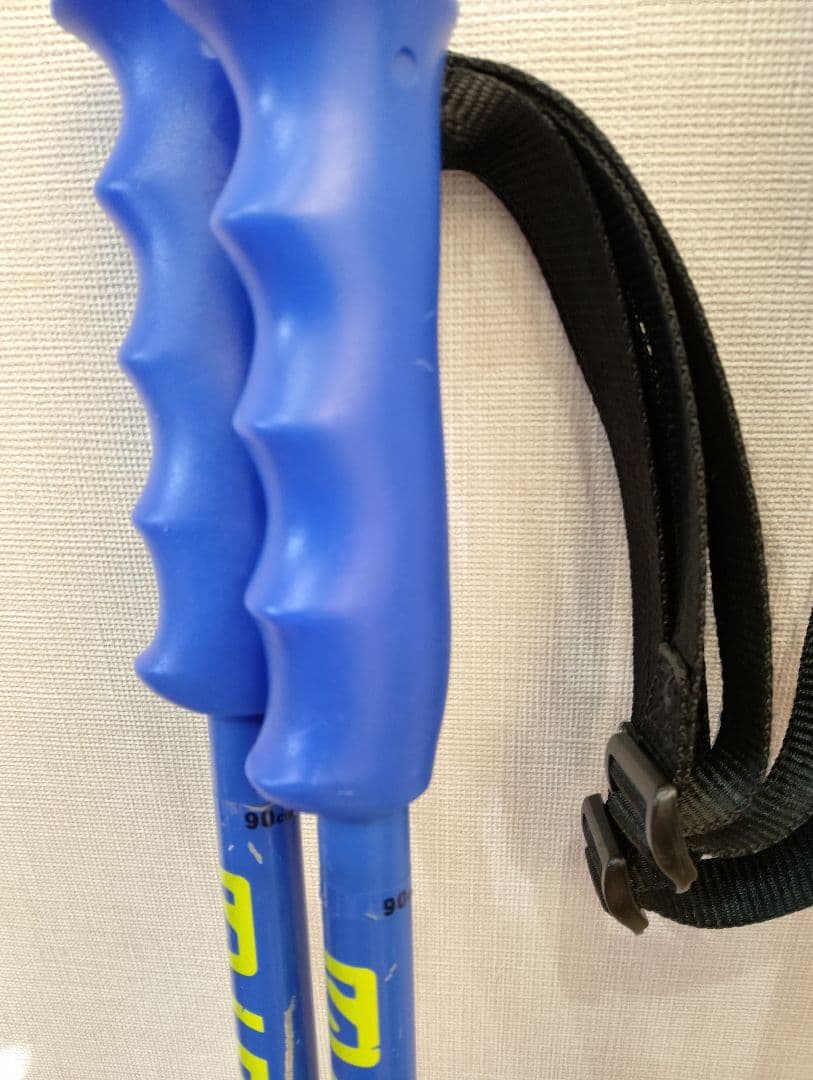 Atomic スキー ジュニア　130cm 赤 バインディング付き