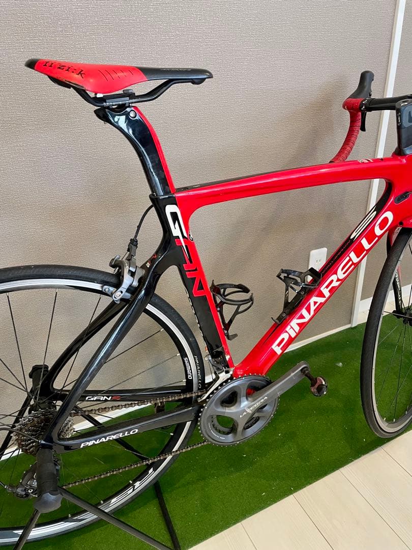 PINARELLO GAN レッド/ブラック ロードバイク